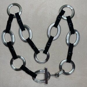 Metal Link Leather Elastic Dress Belt Silver Black Women’s Size Medium